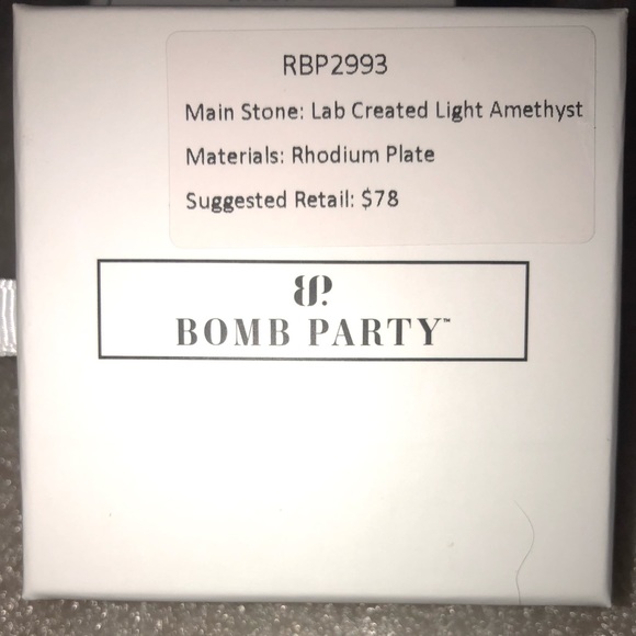 Necklace - Picture 2 of 2